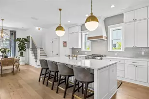 3037 10th St N, Saint Petersburg, FL 33704 - Photo 8