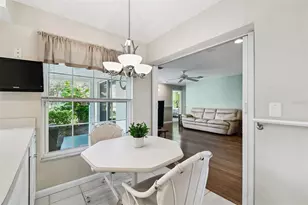 1045 44th Ave NE, Saint Petersburg, FL 33703 - Photo 10