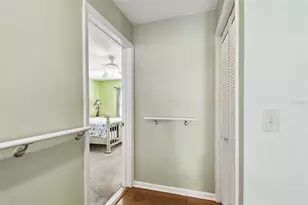 1045 44th Ave NE, Saint Petersburg, FL 33703 - Photo 22