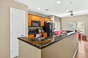 5214 Hampton Beach Pl, Tampa, FL 33609 - Photo 10