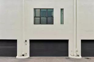 4810 W McElroy Ave, Tampa, FL 33611 - Photo 38