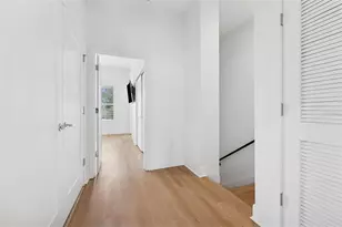 4810 W McElroy Ave, Tampa, FL 33611 - Photo 24