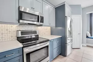 10110 Bayou Grande Ave, Seminole, FL 33772 - Photo 8