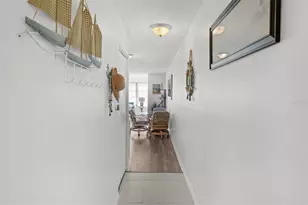 5623 80th St N, Saint Petersburg, FL 33709 - Photo 2