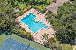 1306 Lennox Rd E, Palm Harbor, FL 34683 - Photo 20