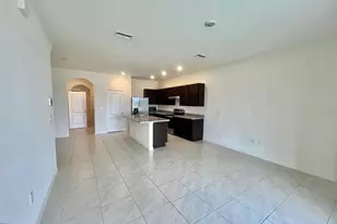 1045 Blue Jay Dr, Davenport, FL 33837 - Photo 8