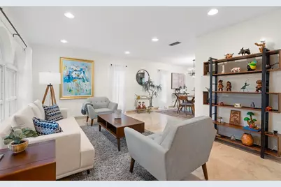 1747 87th Terrace N, Saint Petersburg, FL 33702 - Photo 2