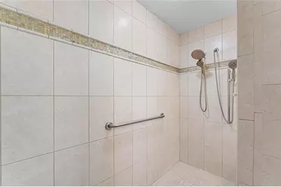 9117 Woodridge Run Drive, Tampa, FL 33647 - Photo 32