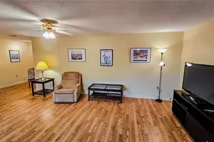 5660 80th St N, Saint Petersburg, FL 33709 - Photo 12