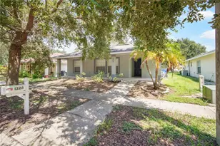 1328 Bayou Pass Dr, Ruskin, FL 33570 - Photo 1