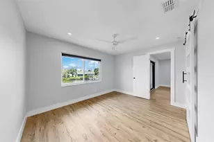 662 Yardarm Dr, Apollo Beach, FL 33572 - Photo 16