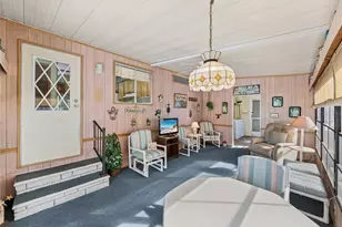 4000 William Hume Dr, Zephyrhills, FL 33541 - Photo 8