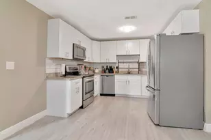 5004 E Seneca Ave, Tampa, FL 33617 - Photo 6