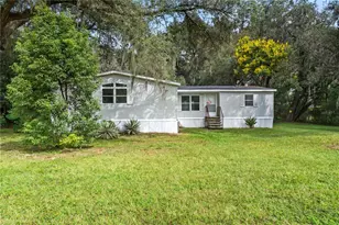 36837 Judee Dr, Zephyrhills, FL 33541 - Photo 2