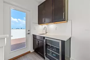 320 15th St N, Saint Petersburg, FL 33705 - Photo 26