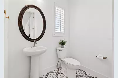 320 15th Street N, Saint Petersburg, FL 33705 - Photo 14