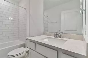 1422 Allagash Dr, Zephyrhills, FL 33540 - Photo 8