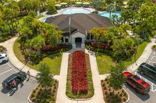 5545 Blue Azure Dr, Wimauma, FL 33598 - Photo 6