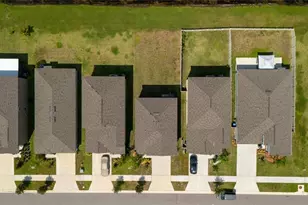5545 Blue Azure Dr, Wimauma, FL 33598 - Photo 12