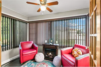 201 39th Street S, Saint Petersburg, FL 33711 - Photo 4