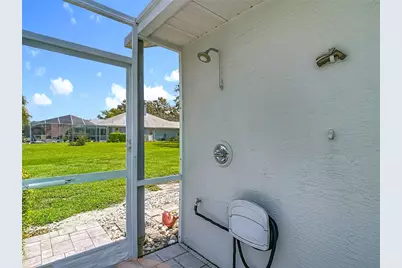 11009 Woodland Waters Boulevard, Weeki Wachee, FL 34613 - Photo 60