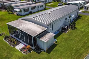 6132 Harriet St, Zephyrhills, FL 33542 - Photo 6