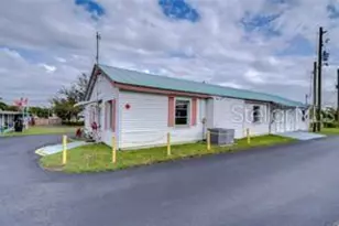 6132 Harriet St, Zephyrhills, FL 33542 - Photo 30