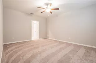 31807 Barrel Wave Way, Wesley Chapel, FL 33545 - Photo 28