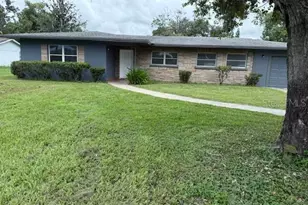1406 Oakdale St, Plant City, FL 33563 - Photo 2