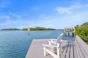 1761 Oceanview Dr, Saint Petersburg, FL 33715 - Photo 52