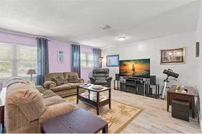 1585 78th Avenue N, Saint Petersburg, FL 33702 - Photo 8