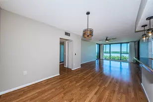 7100 Sunshine Skyway Ln S, Saint Petersburg, FL 33711 - Photo 12