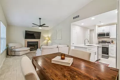 4033 Dream Oak Place #202, Tampa, FL 33613 - Photo 8