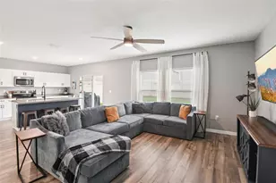 34176 Verbena St, Wesley Chapel, FL 33545 - Photo 6