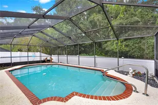 18315 Cypress Stand Cir, Tampa, FL 33647 - Photo 2