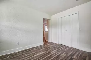 2484 Bayshore Blvd, Dunedin, FL 34698 - Photo 10