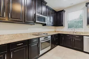 1389 Heritage Landings Dr, Lakeland, FL 33805 - Photo 20