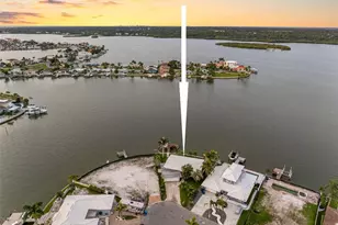 493 Bath Club Blvd N, North Redington Beach, FL 33708 - Photo 4