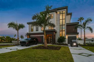 3 Treasure Ln, Treasure Island, FL 33706 - Photo 4