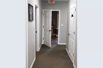 9724 N Armenia Avenue #300, Tampa, FL 33612 - Photo 8