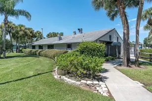 1207 Pine Ridge Cir W, Tarpon Springs, FL 34688 - Photo 24