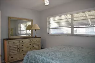 250 Rosery Rd NW, Largo, FL 33770 - Photo 10