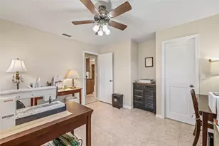 1156 Darlington Oak Dr NE, Saint Petersburg, FL 33703 - Photo 46