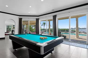 1632 Seabreeze Dr, Tarpon Springs, FL 34689 - Photo 18