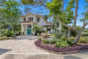 1632 Seabreeze Dr, Tarpon Springs, FL 34689 - Photo 76