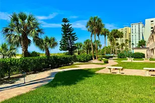 1270 Gulf Blvd, Clearwater Beach, FL 33767 - Photo 24