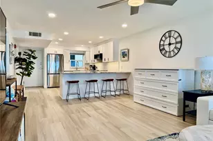 1270 Gulf Blvd, Clearwater Beach, FL 33767 - Photo 10