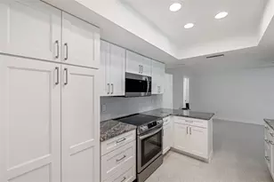 1877 Del Robles Dr, Clearwater, FL 33764 - Photo 38