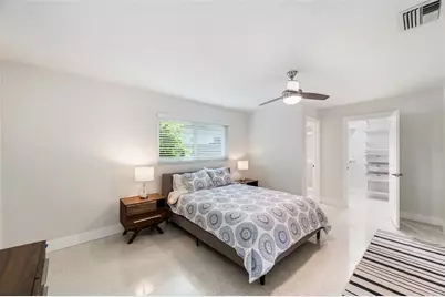 1877 Del Robles Drive, Clearwater, FL 33764 - Photo 50