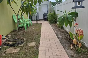 4500 51st Ct N, Saint Petersburg, FL 33714 - Photo 36